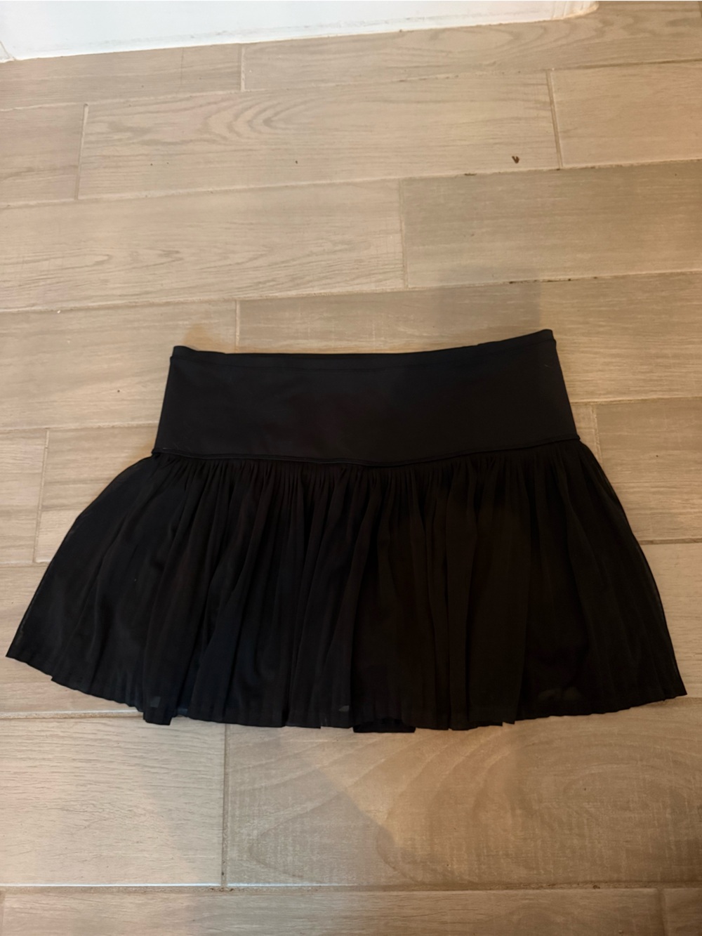 Athleta Black Pleated Strapless Bandeau Crop Top